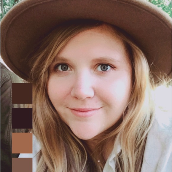 Meet your Posher, Kaitlyn - Picture 2 of 2